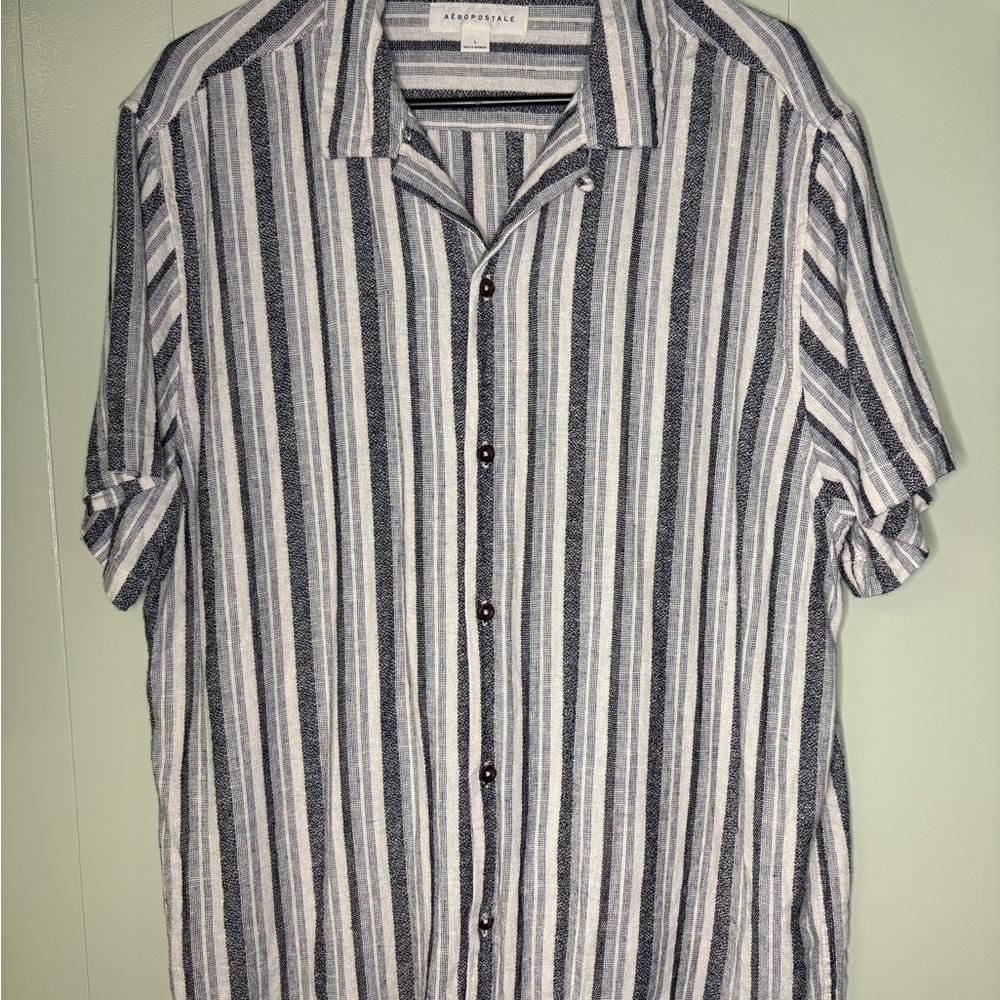 Aeropostale Men's Short Sleeve Button-Down Shirt - Navy & White Stripes